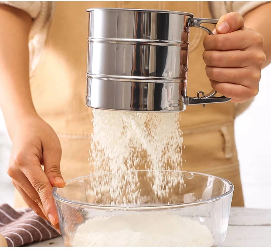 منخل دقيق (غربال) يدوي عالي الجودة من الستانلس ستيل.