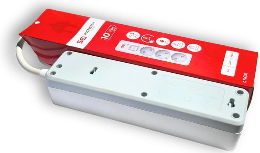 مشترك كهربائي السويدي، ٣ مخارج شوكو، كابل ٢ متر، ٢٣٠ فولت، ضمان ١٠ سنوات، أبيض