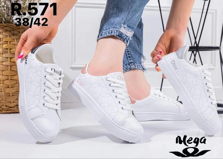 571 mega  كوتشى