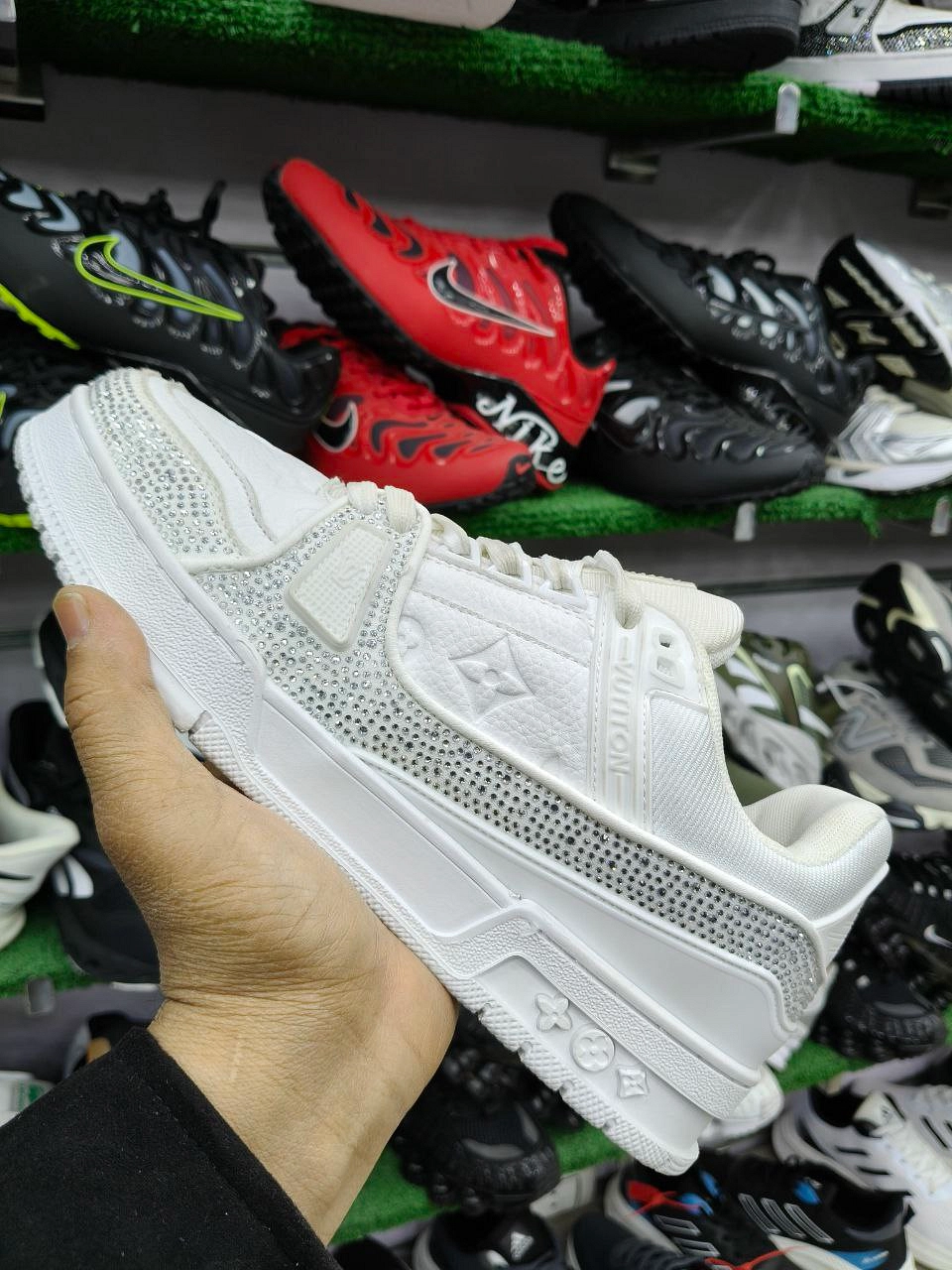 ال ڤى ميروور اورجينال بالاختام