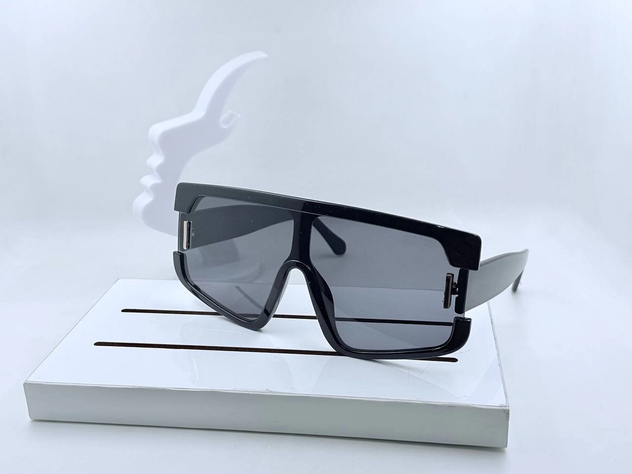 جوتشي  ميرور اورجينال  عدسات uv400 400
