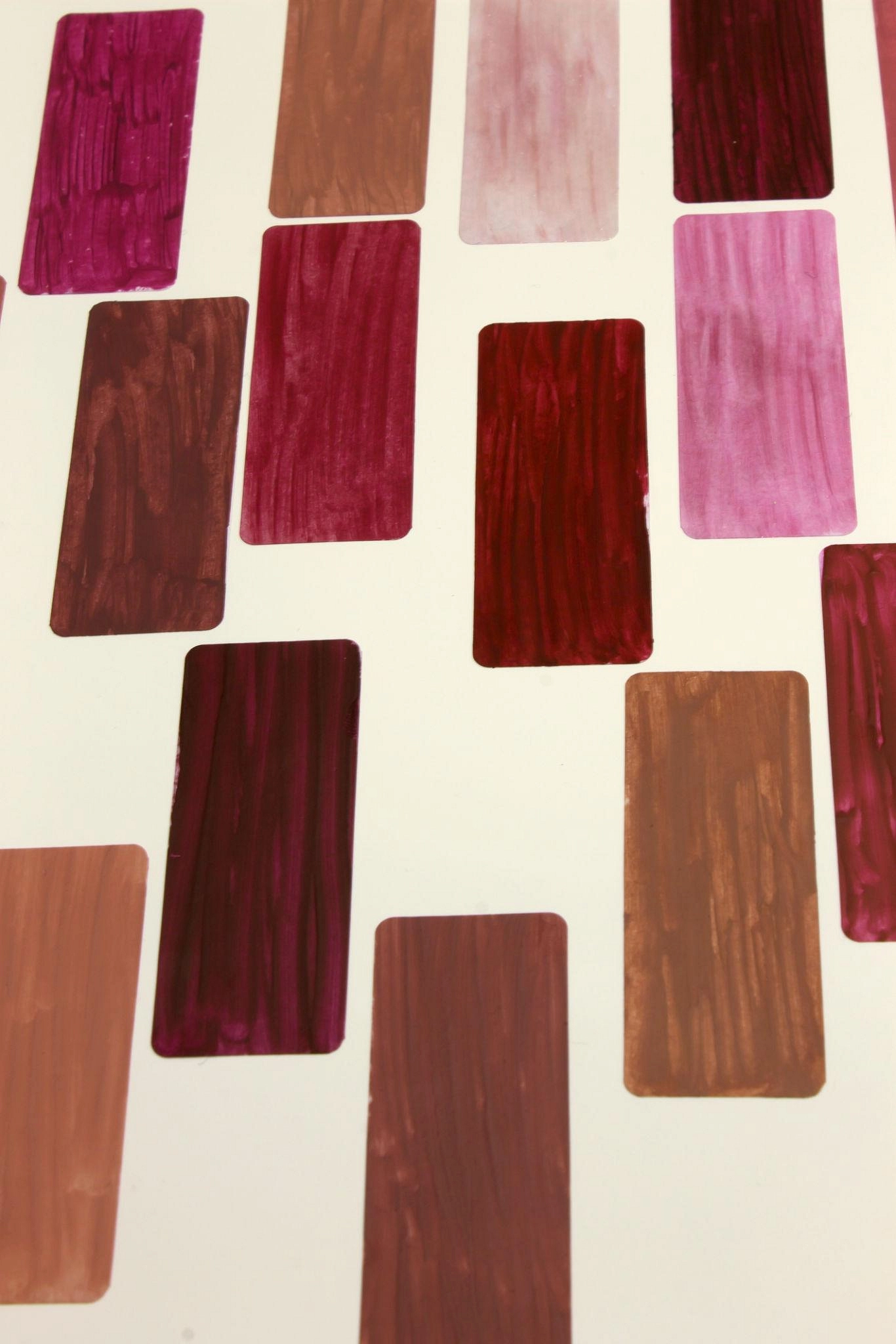 The Science Behind Long-Lasting Lipstick: What Makes It Stay All Day?