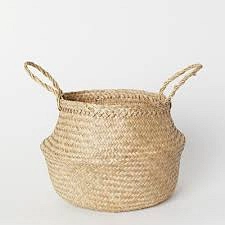 سلة خوص طبيعية