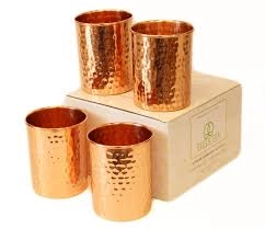 كوب نحاس مطروق يدوي