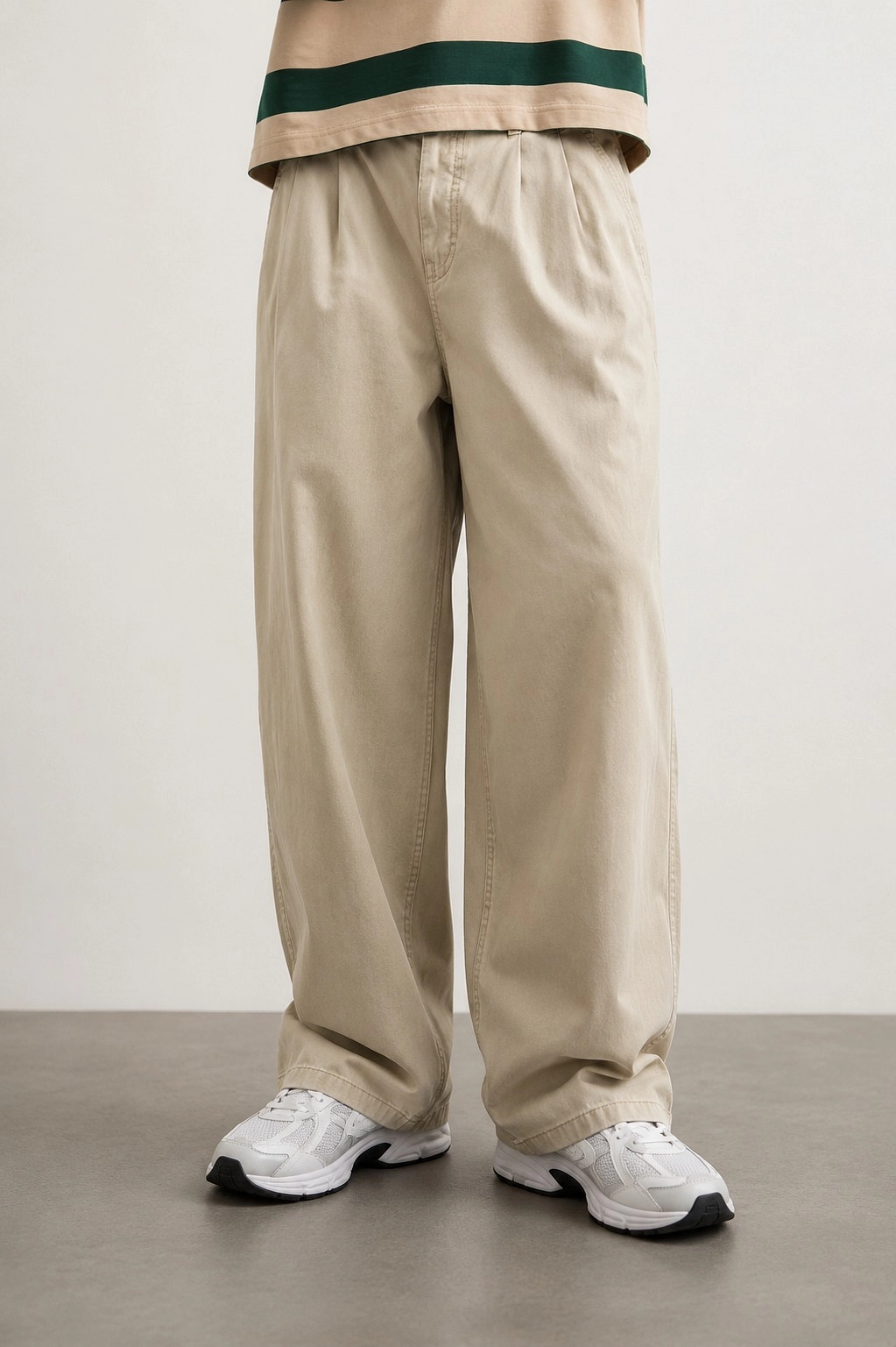 Relaxed Wide-Leg Pants